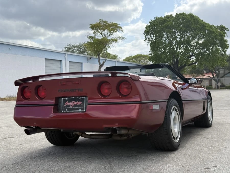 1987 Chevrolet Corvette C4 - Image 25 of 28