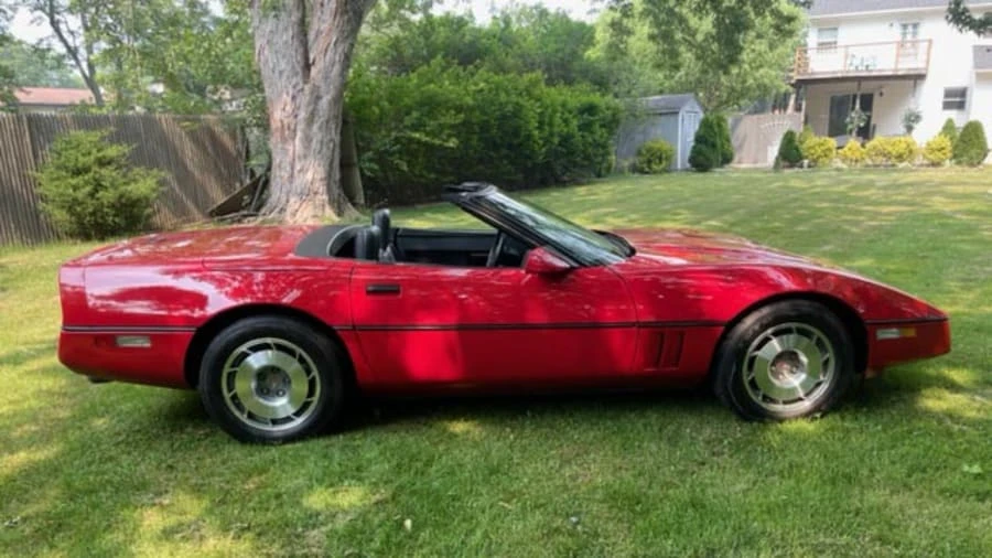 1987 Chevrolet Corvette C4 - Image 13 of 28