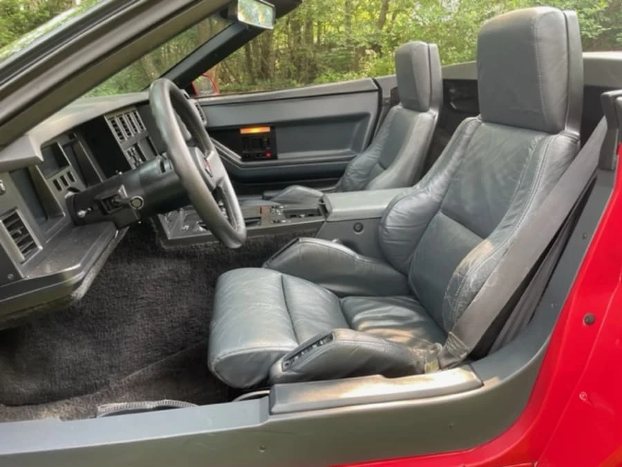 1987 Chevrolet Corvette C4 - Image 19 of 28