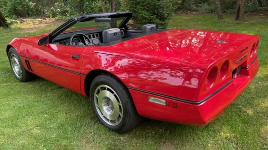 1987 Chevrolet Corvette C4 - Image 8 of 28