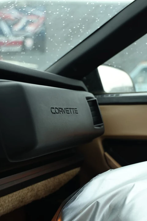 1987 Chevrolet Corvette C4 - Image 24 of 25