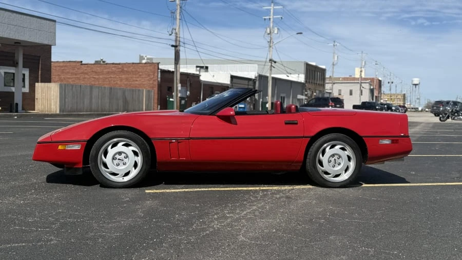 1987 Chevrolet Corvette C4 - Image 2 of 9