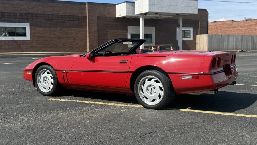 1987 Chevrolet Corvette C4 - Image 4 of 9