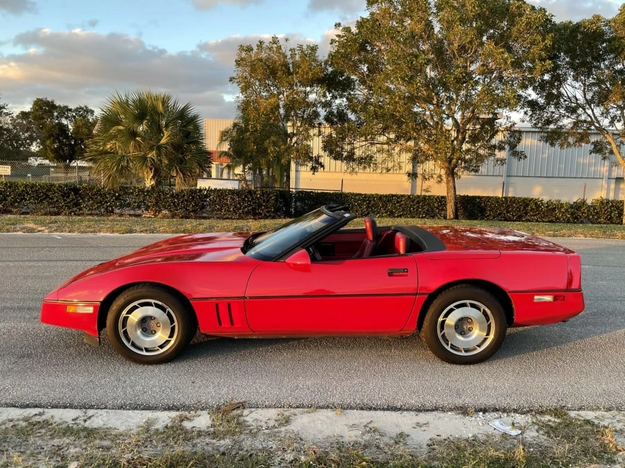 1987 Chevrolet Corvette C4 - Image 2 of 11