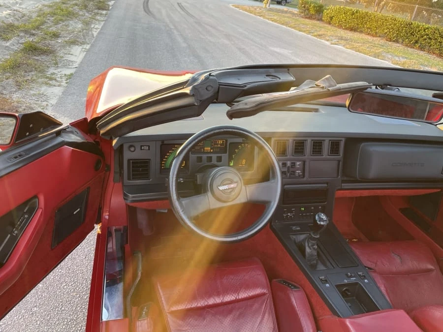 1987 Chevrolet Corvette C4 - Image 5 of 11