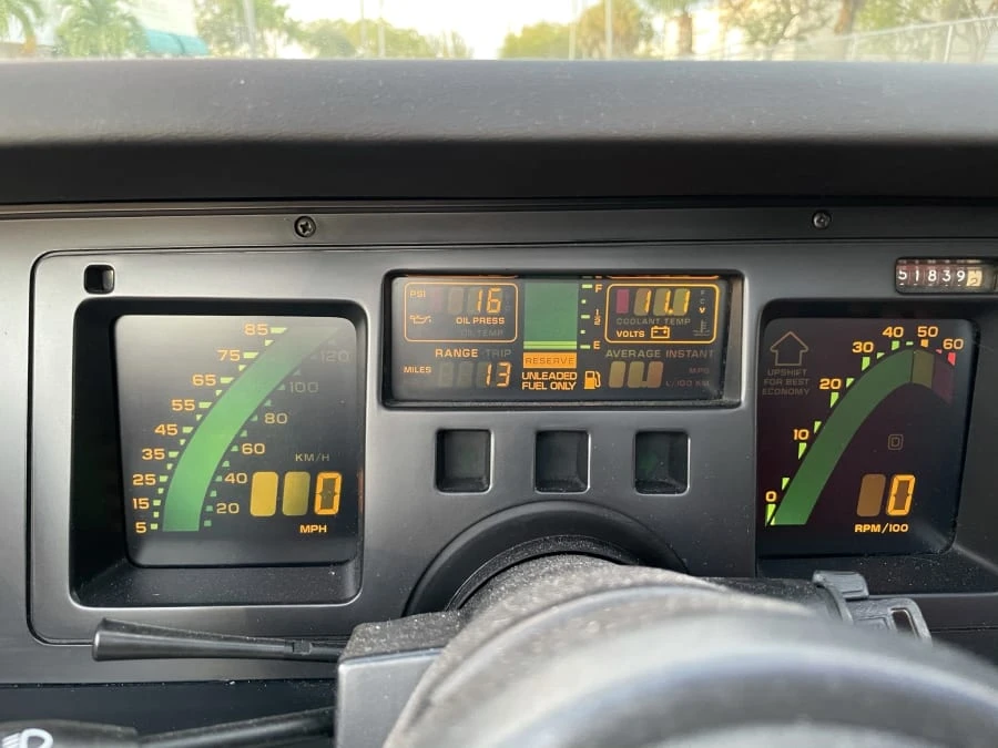 1987 Chevrolet Corvette C4 - Image 8 of 11