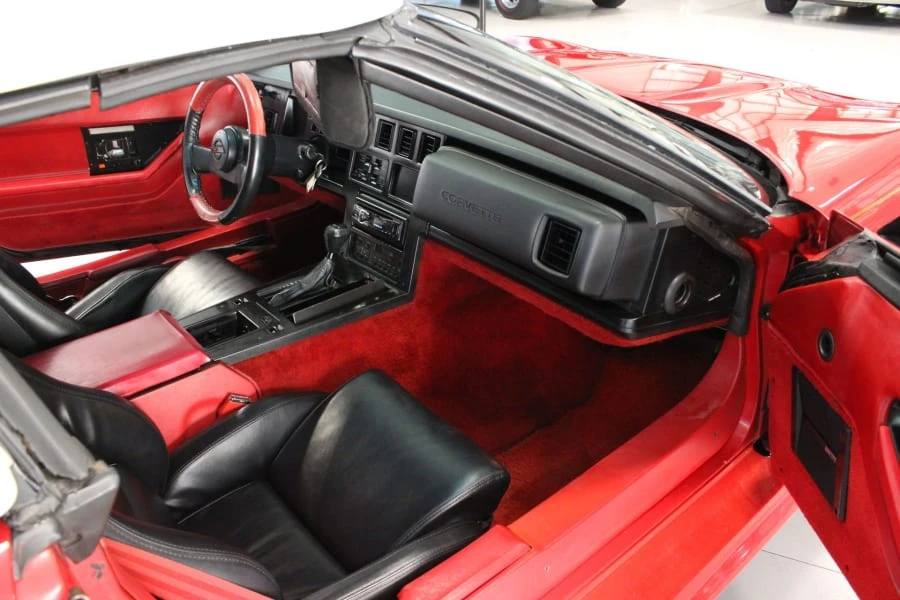1987 Chevrolet Corvette C4 - Image 5 of 11