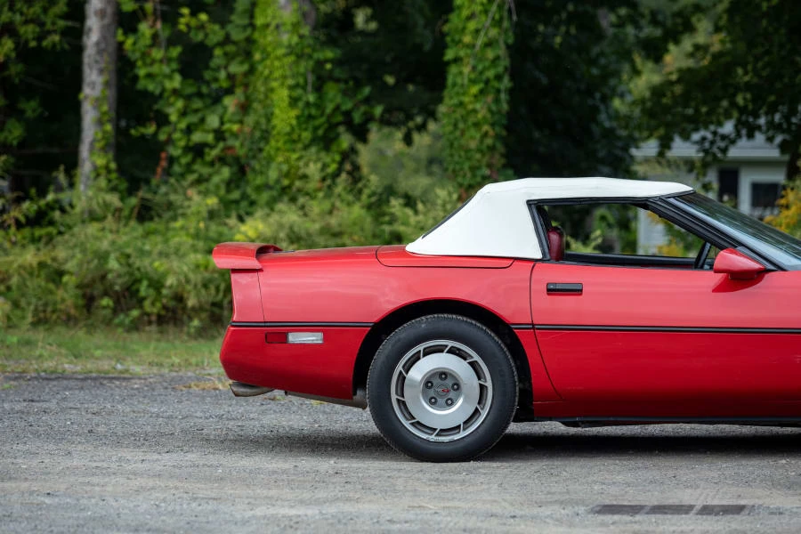 1987 Chevrolet Corvette C4 - Image 9 of 26