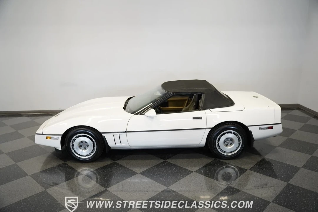1987 Chevrolet Corvette C4 - Image 10 of 12