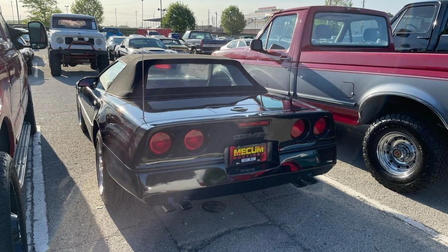 1987 Chevrolet Corvette C4 - Image 3 of 4