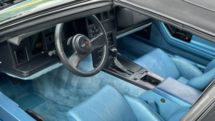 1987 Chevrolet Corvette C4 - Image 4 of 11