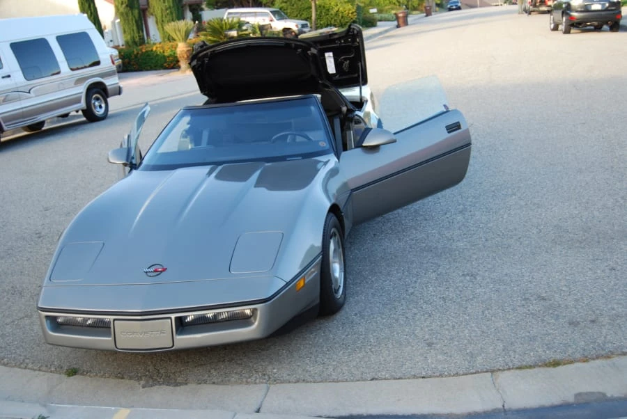 1987 Chevrolet Corvette C4 - Image 2 of 7