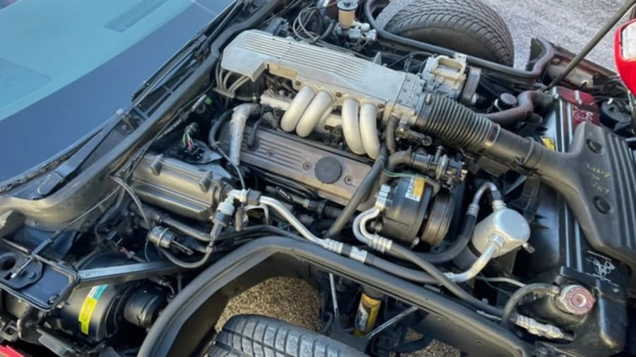 1987 Chevrolet Corvette C4 - Image 5 of 14