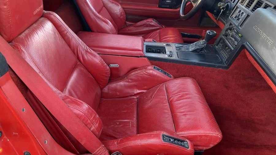 1987 Chevrolet Corvette C4 - Image 5 of 12
