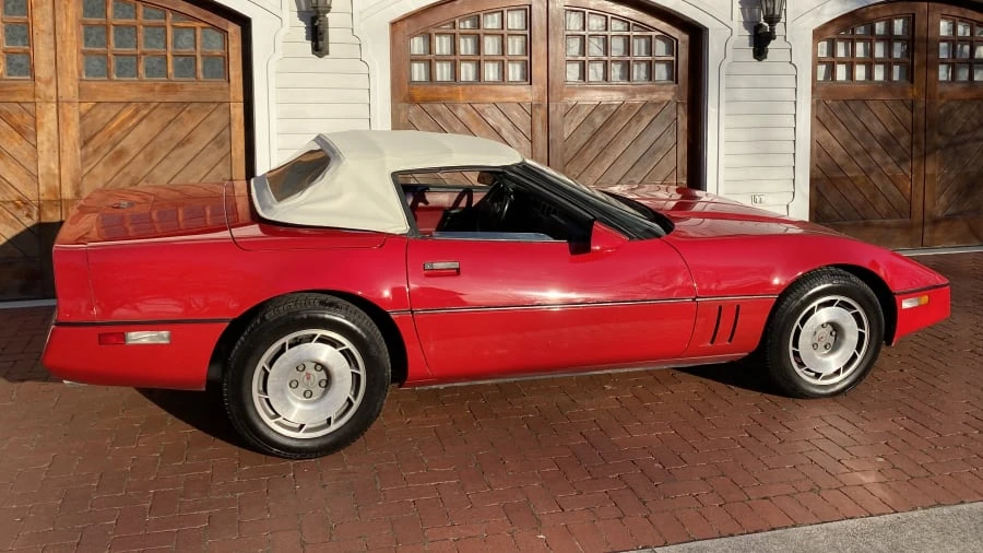 1987 Chevrolet Corvette C4 - Image 11 of 12