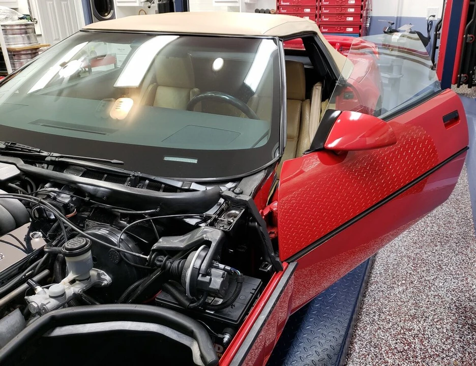 1987 Chevrolet Corvette C4 - Image 21 of 31