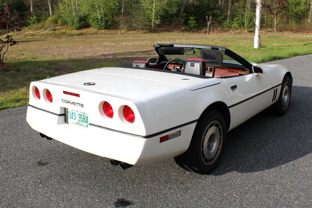 1987 Chevrolet Corvette C4 - Image 4 of 5