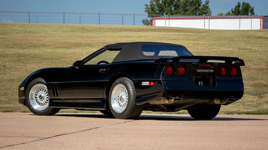 1987 Chevrolet Corvette C4 - Image 3 of 19