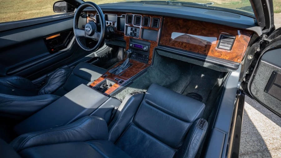 1987 Chevrolet Corvette C4 - Image 5 of 19