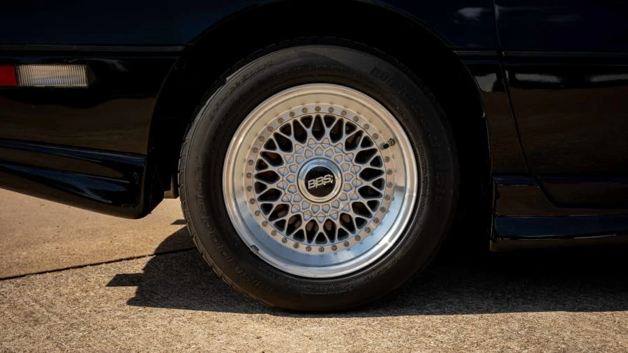 1987 Chevrolet Corvette C4 - Image 10 of 19