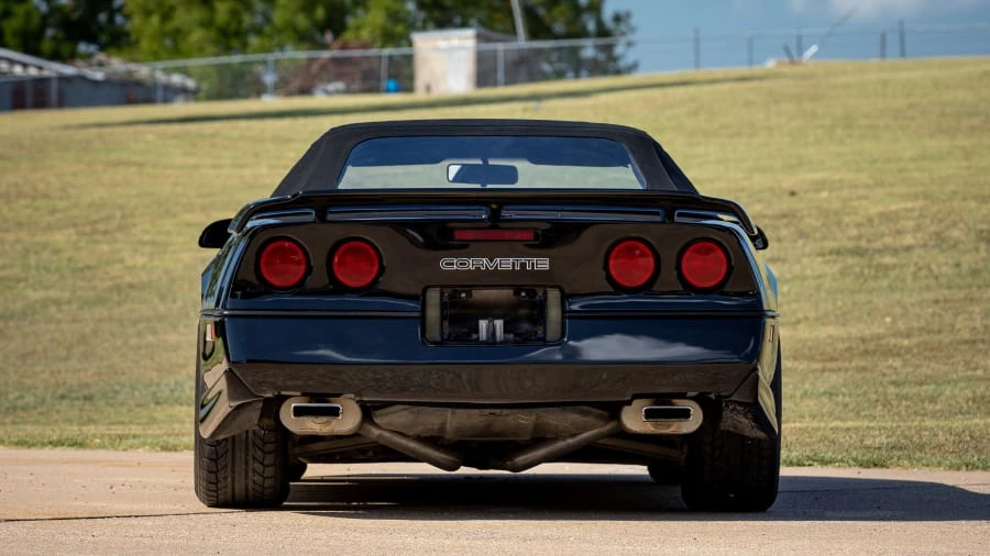 1987 Chevrolet Corvette C4 - Image 15 of 19