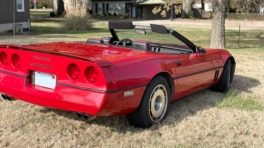 1987 Chevrolet Corvette C4 - Image 18 of 27
