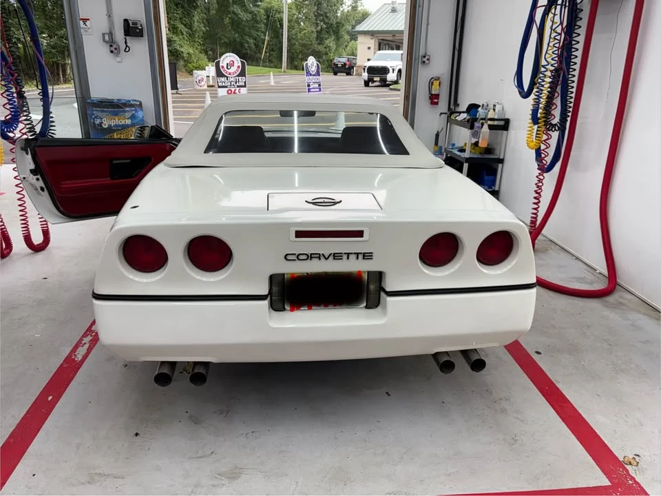 1987 Chevrolet Corvette C4 - Image 15 of 16
