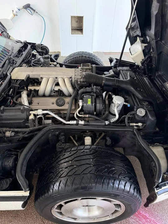 1987 Chevrolet Corvette C4 - Image 14 of 18