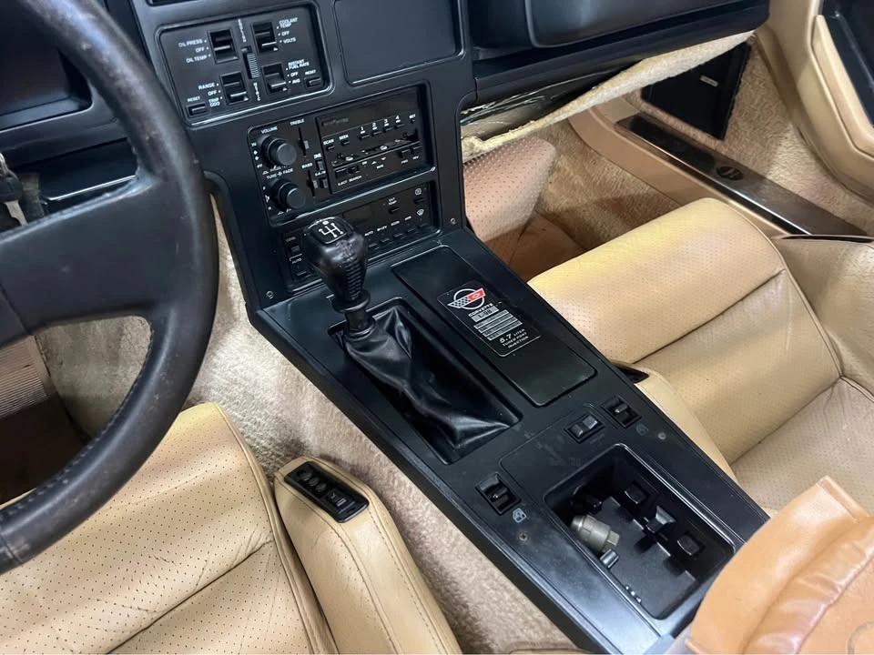 1987 Chevrolet Corvette C4 - Image 6 of 16