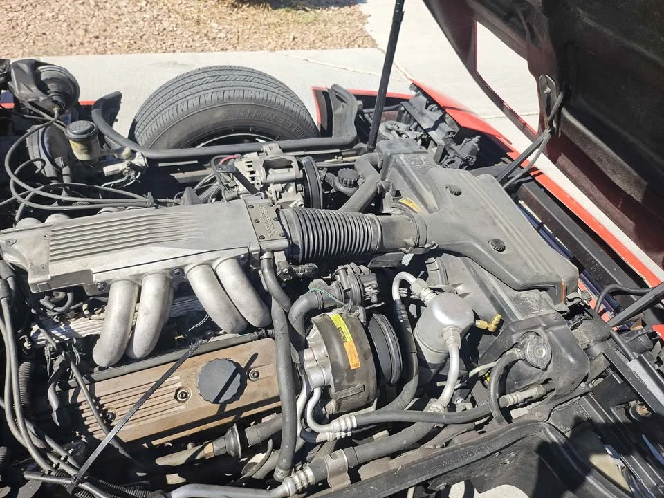 1987 Chevrolet Corvette C4 - Image 16 of 20