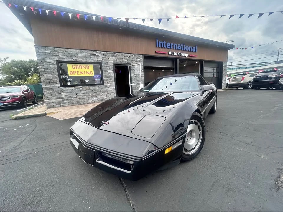 1987 Chevrolet Corvette C4 - Image 1 of 19