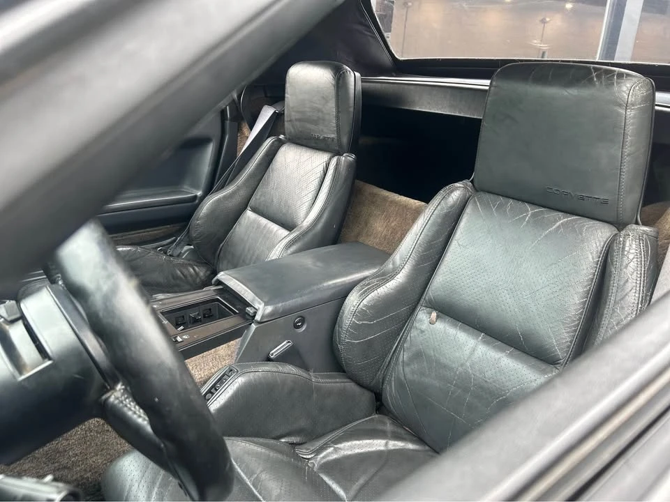 1987 Chevrolet Corvette C4 - Image 13 of 19