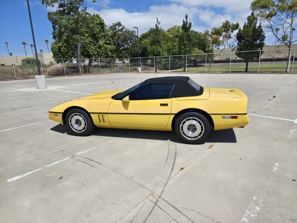 1987 Chevrolet Corvette C4 - Image 2 of 31