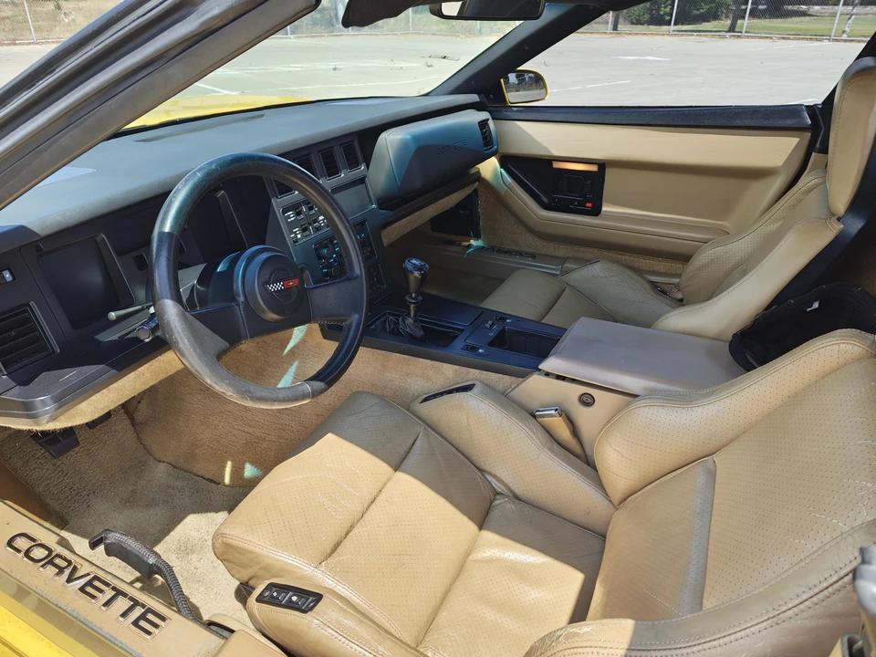 1987 Chevrolet Corvette C4 - Image 18 of 31