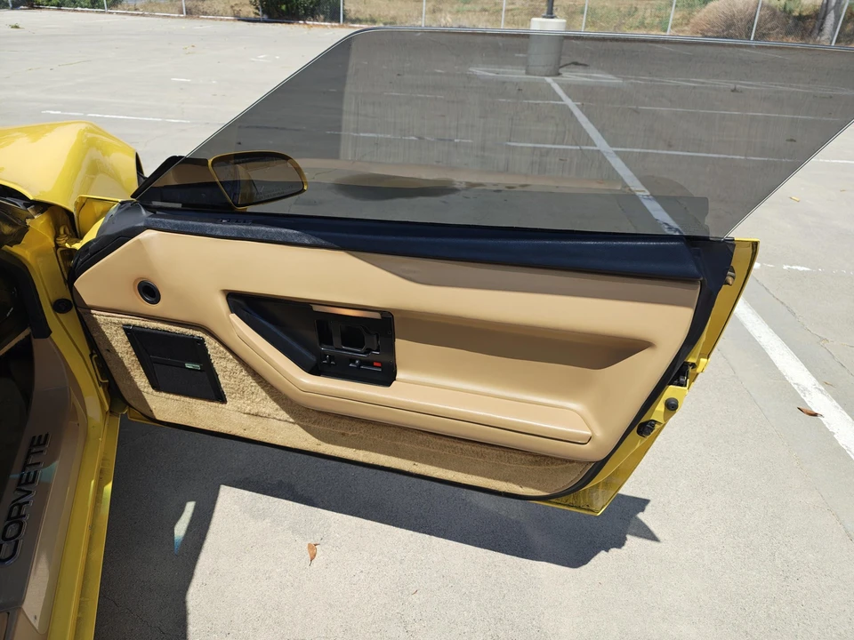 1987 Chevrolet Corvette C4 - Image 19 of 31