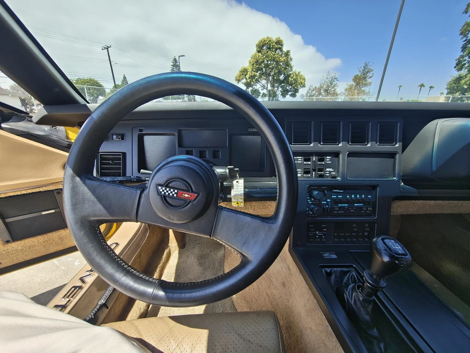 1987 Chevrolet Corvette C4 - Image 22 of 31