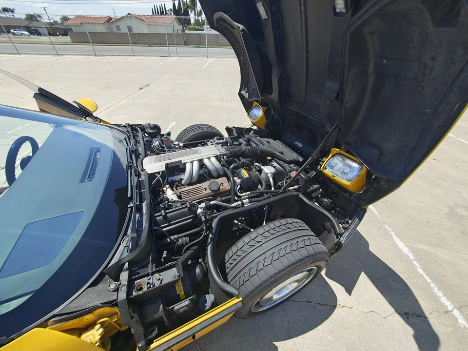 1987 Chevrolet Corvette C4 - Image 30 of 31