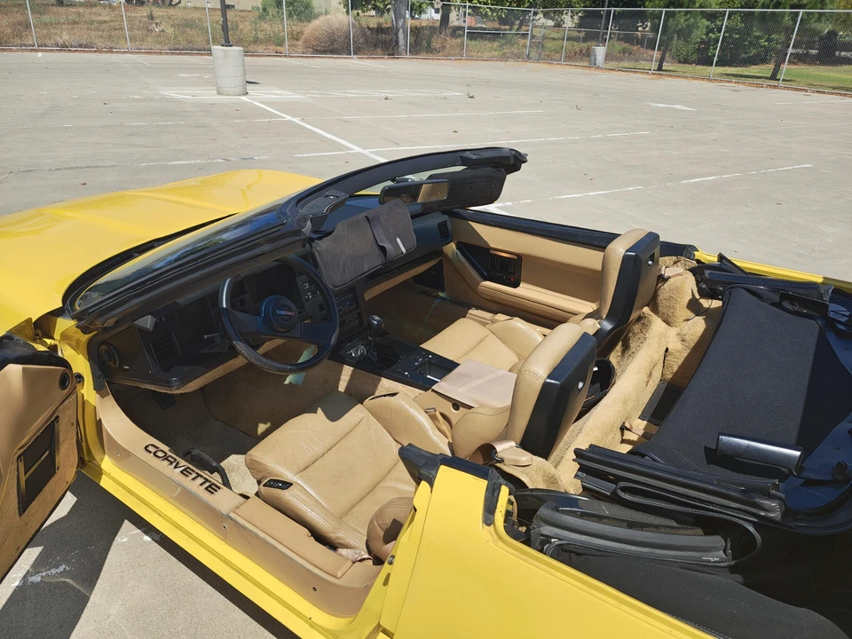 1987 Chevrolet Corvette C4 - Image 17 of 31