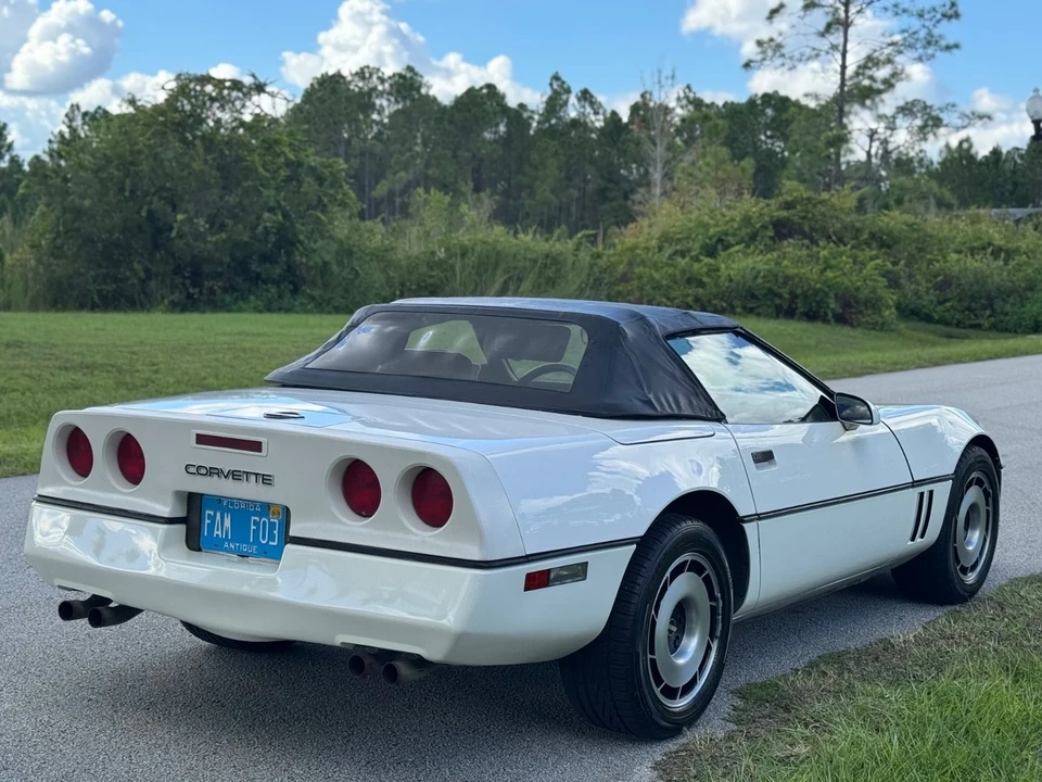 1987 Chevrolet Corvette C4 - Image 11 of 21