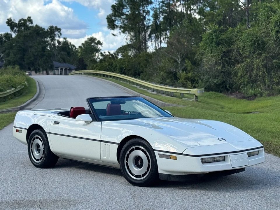 1987 Chevrolet Corvette C4 - Image 7 of 21