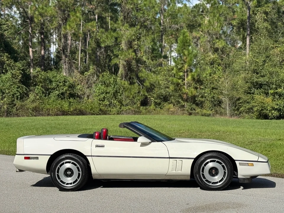 1987 Chevrolet Corvette C4 - Image 6 of 21