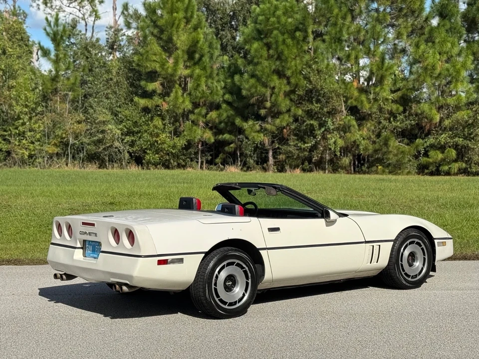 1987 Chevrolet Corvette C4 - Image 3 of 21
