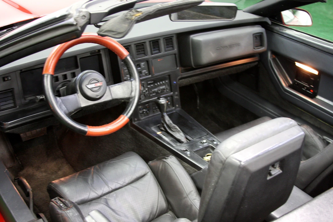 1987 Chevrolet Corvette C4 - Image 3 of 4