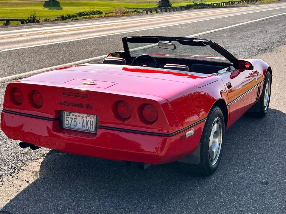 1987 Chevrolet Corvette C4 - Image 4 of 13