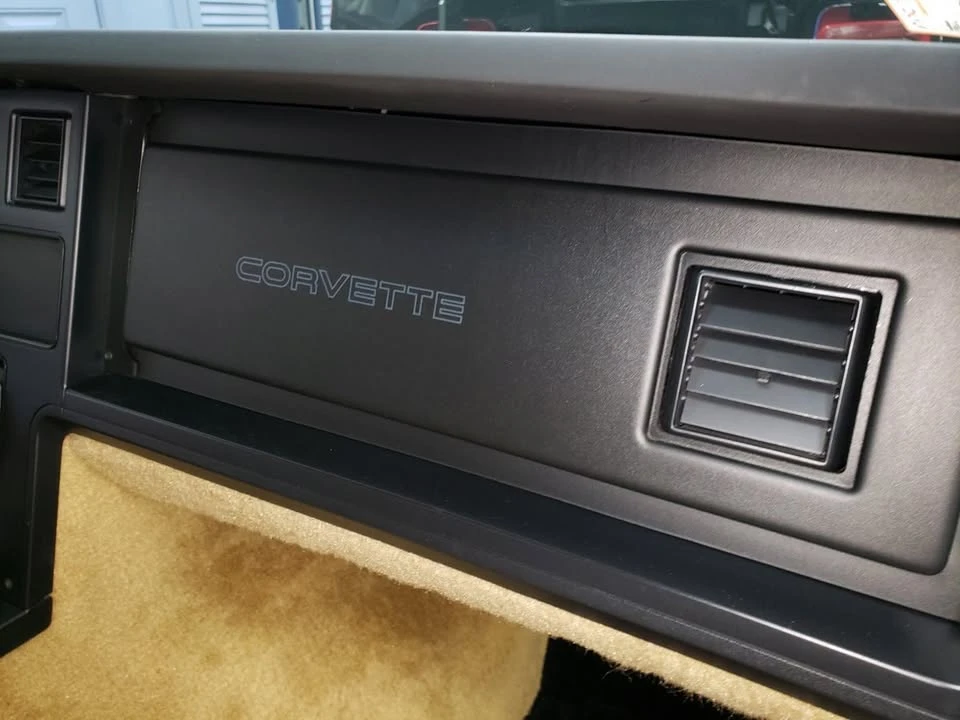 1987 Chevrolet Corvette C4 - Image 18 of 20