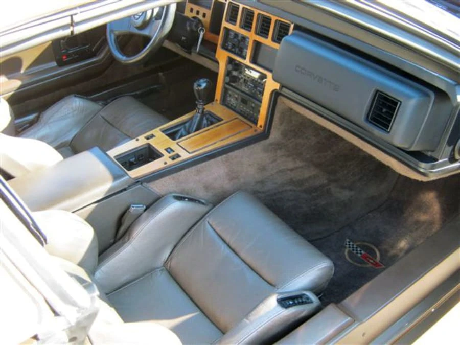 1987 Chevrolet Corvette C4 - Image 5 of 7