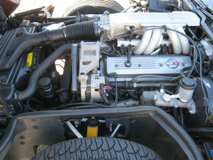 1987 Chevrolet Corvette C4 - Image 6 of 7