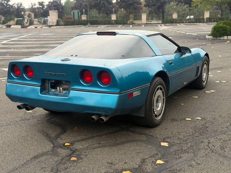 1987 Chevrolet Corvette C4 - Image 6 of 11