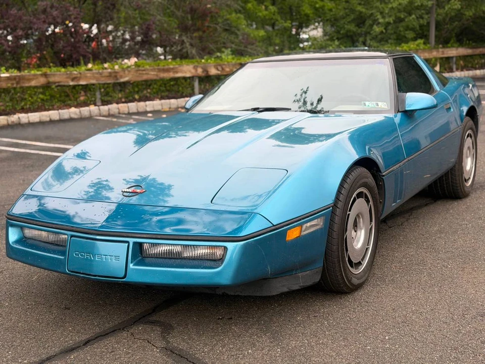 1987 Chevrolet Corvette C4 - Image 3 of 11