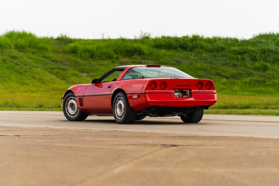 1987 Chevrolet Corvette C4 - Image 15 of 30